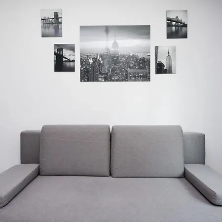 White And Grey With Parking Close To Tauron Arena By Renters * קרקוב