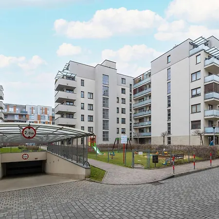 דירה White And Grey With Parking Close To Tauron Arena By Renters *
